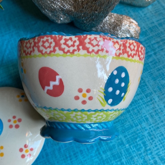 Temp-tations Egg Hunt Covered dish 10 oz - Picture 5 of 6